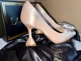 Rose Pumps