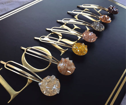 products/crystal_hair_pins_luxury_stone_gold.jpg
